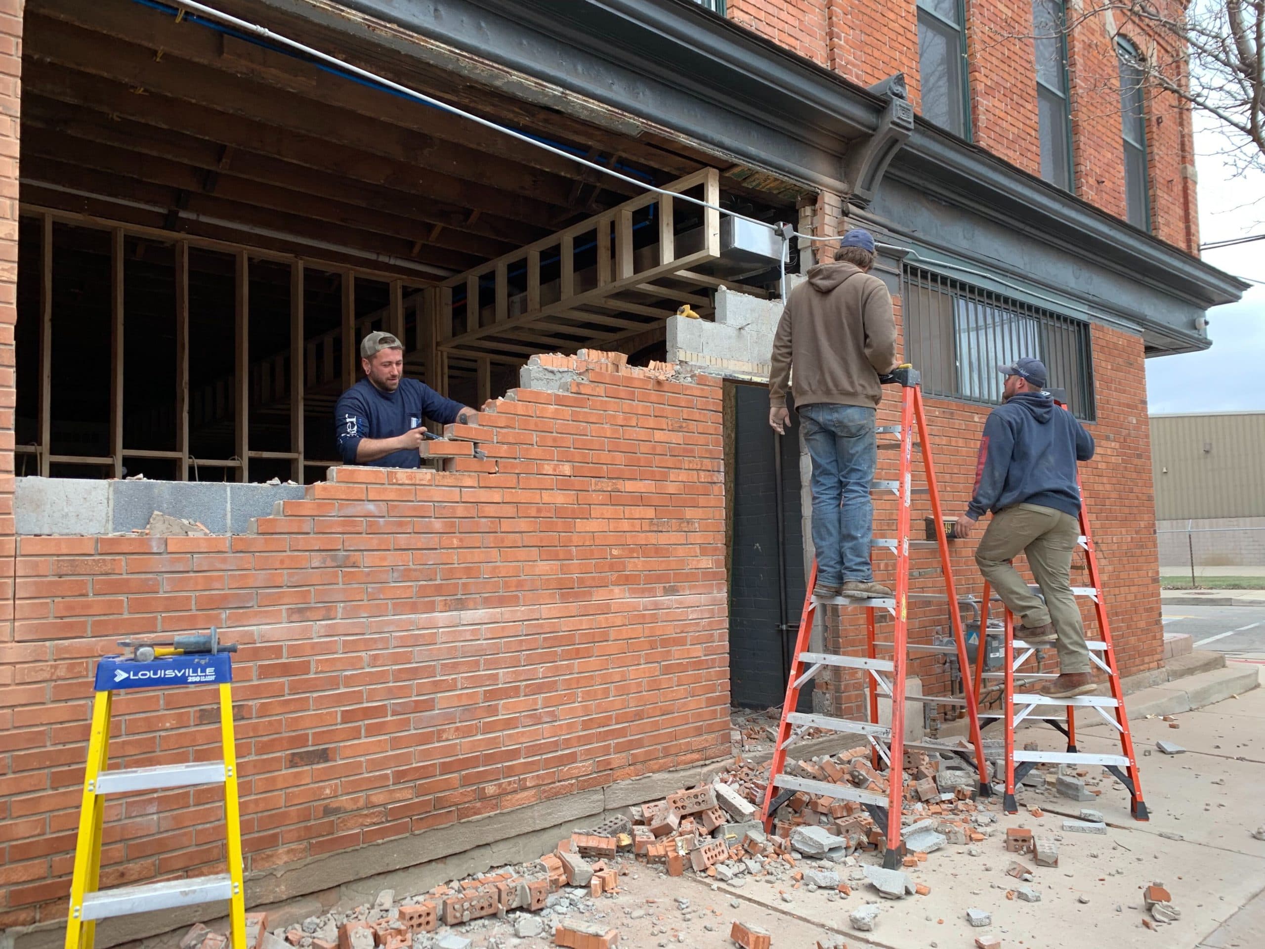 Milwaukee-Caffè-Brick-Construction-Citizen