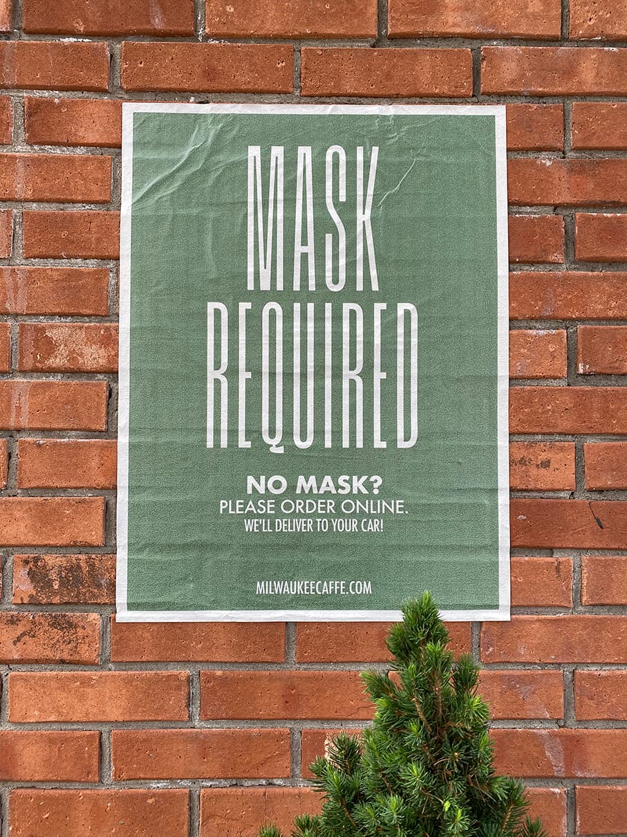 Milwaukee-Caffè-Mask-Required-Sign-Citizen